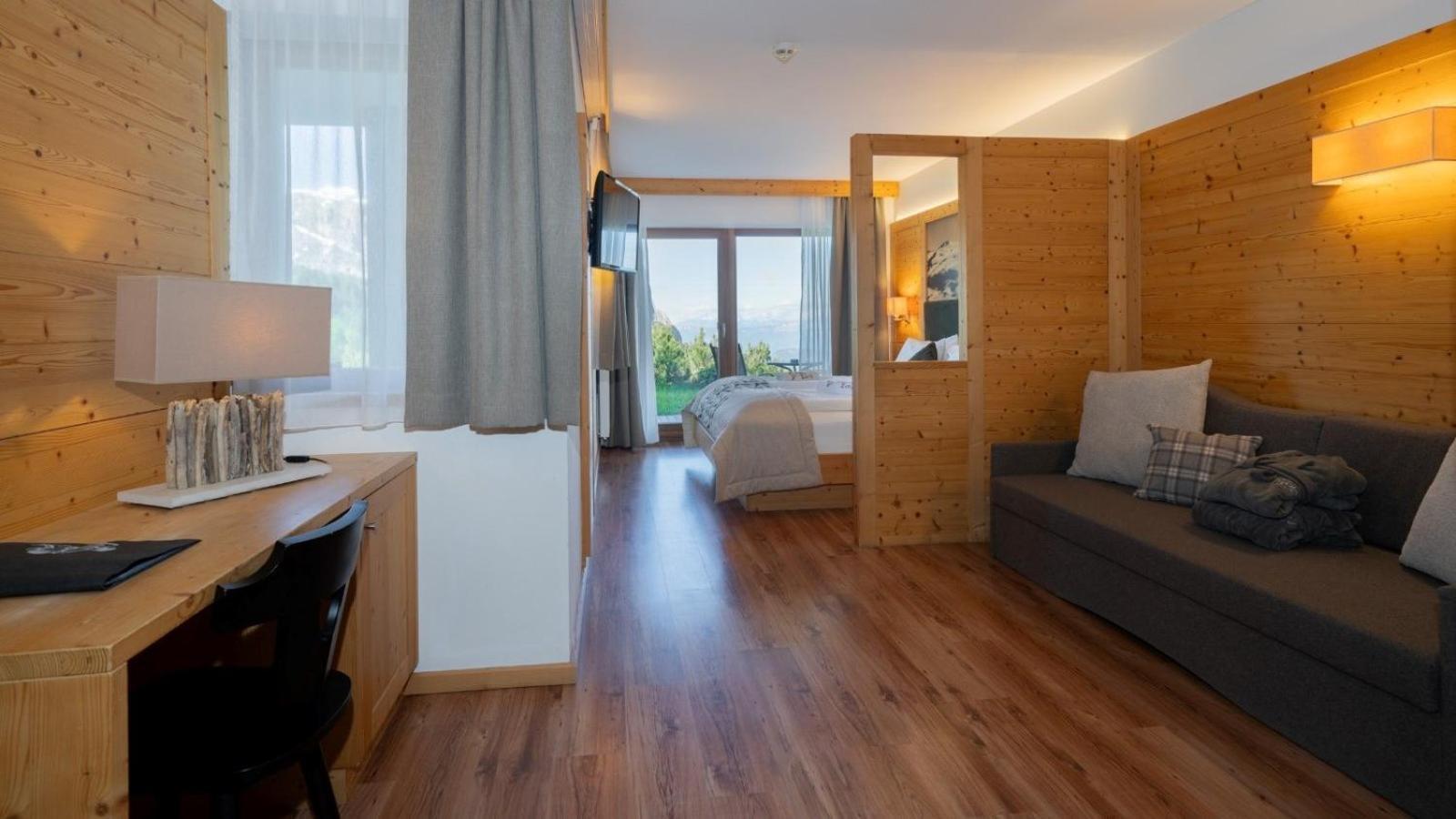 Berghotel Zorzi ألب دي سوزي المظهر الخارجي الصورة
